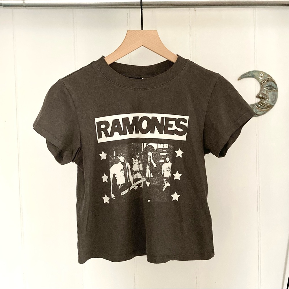 H&M Divided Ramones graphic-t dark gray size XS